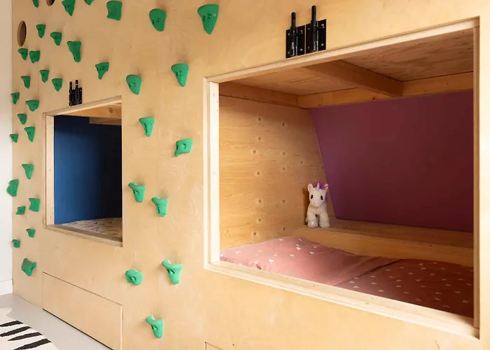 Amsterdam Castle * Muiden