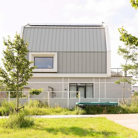 Amsterdam Castle * マウデン